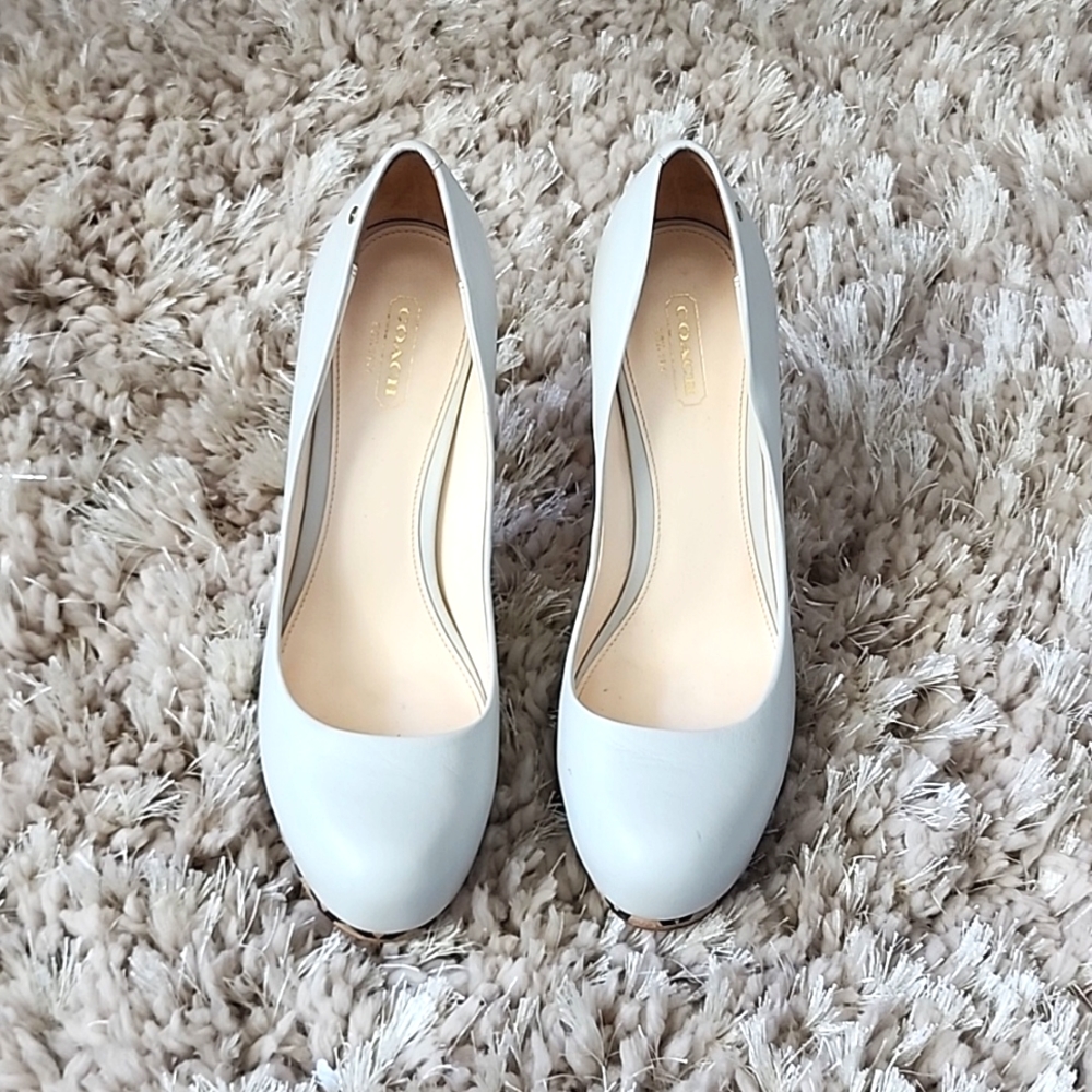 Light Gray/White 7.5 Leather Women's Coach Heels